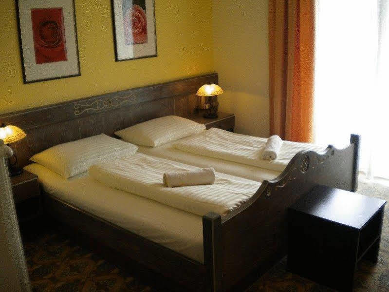 Landhotel Rosentaler Hof Sankt Jakob im Rosental Exteriör bild